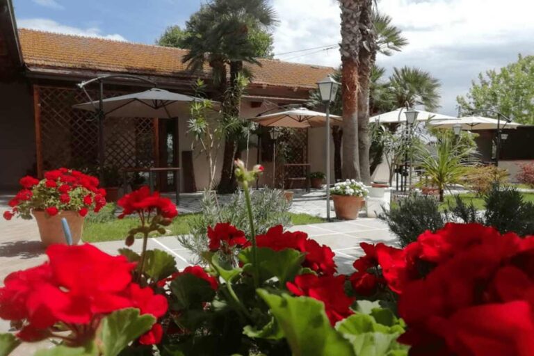 AGRITURISMO CORTE ANTICA 1 768x512