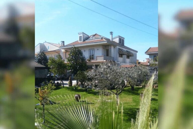 B B LE MAGNOLIE 1 768x512