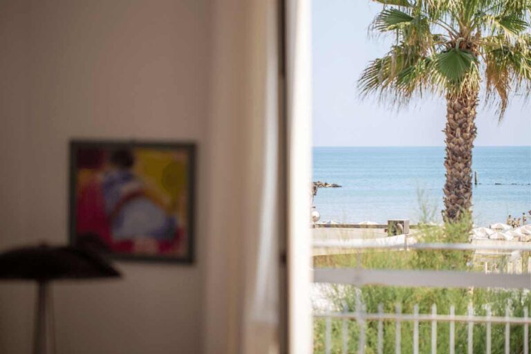 B B LUCI A MMARE 1 768x512