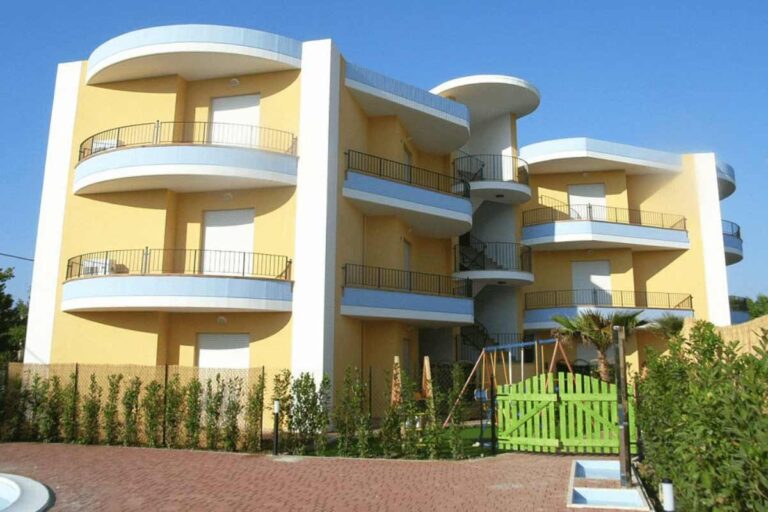 RESIDENCE IL TRIANGOLO 1 768x512