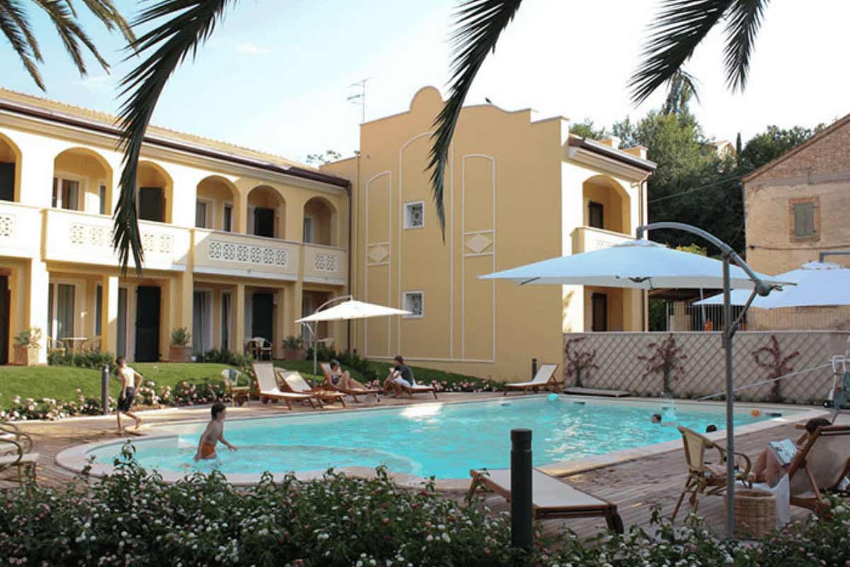 VILLA ROSELLA RESORT 5