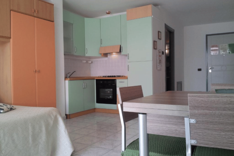 MONOLOCALE ROSBURGO 2 1 768x512