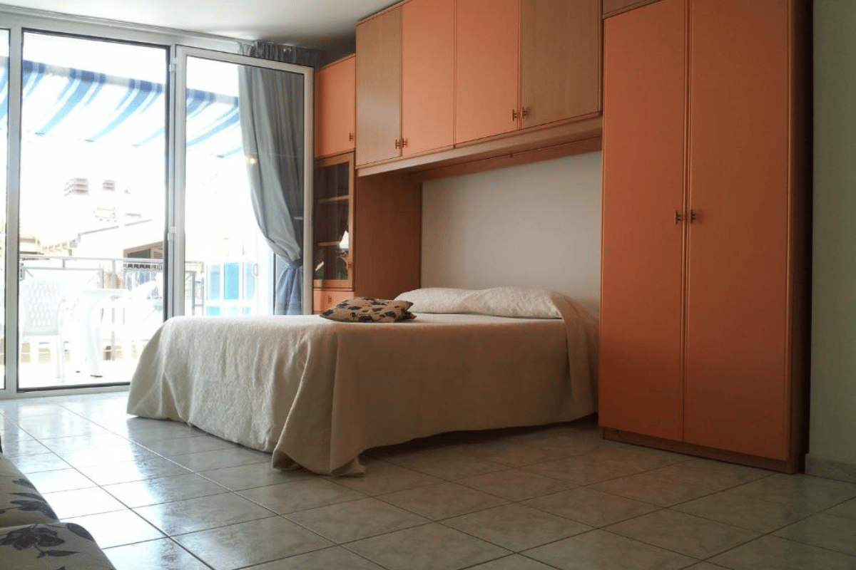 MONOLOCALE ROSBURGO 2 3